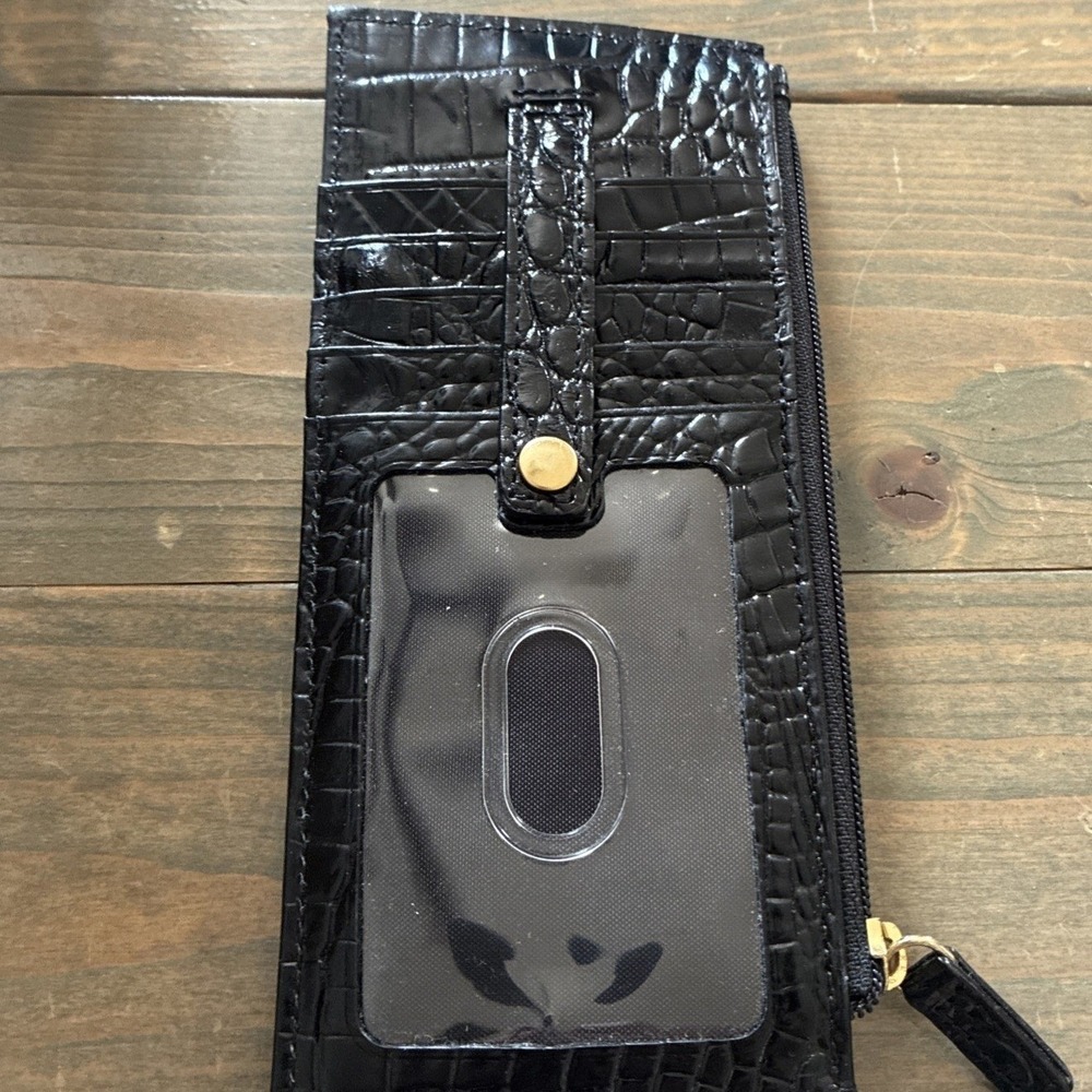 Brahmin Women's Black Crocodile Pattern Zip Wallet w/ Logo Credit Card - Picture 2 of 8